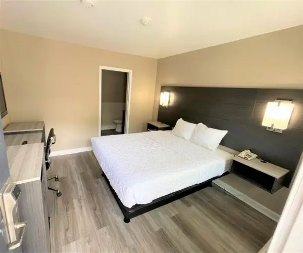 Shangri-La Motel Main image